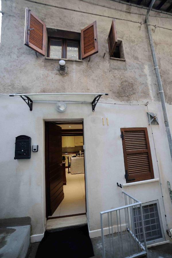 La Casetta Di Anna Narni Bagian luar foto